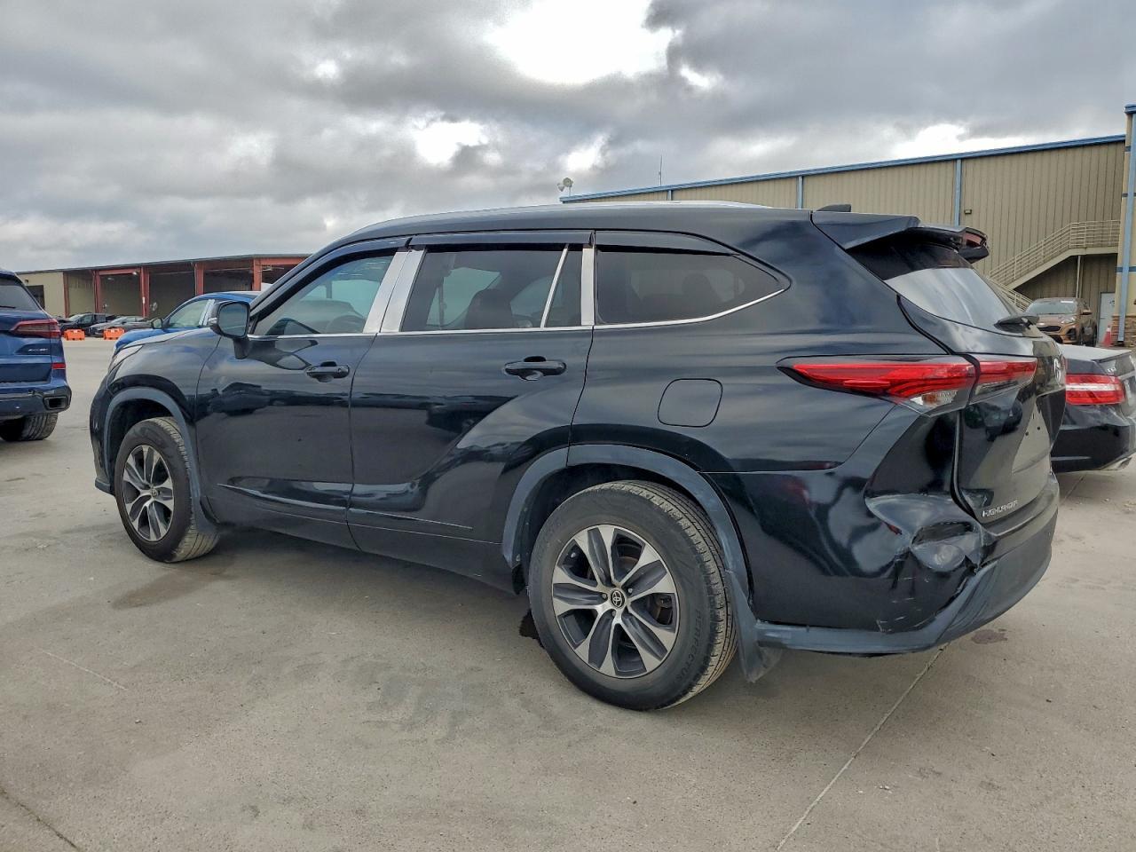 2021 TOYOTA HIGHLANDER