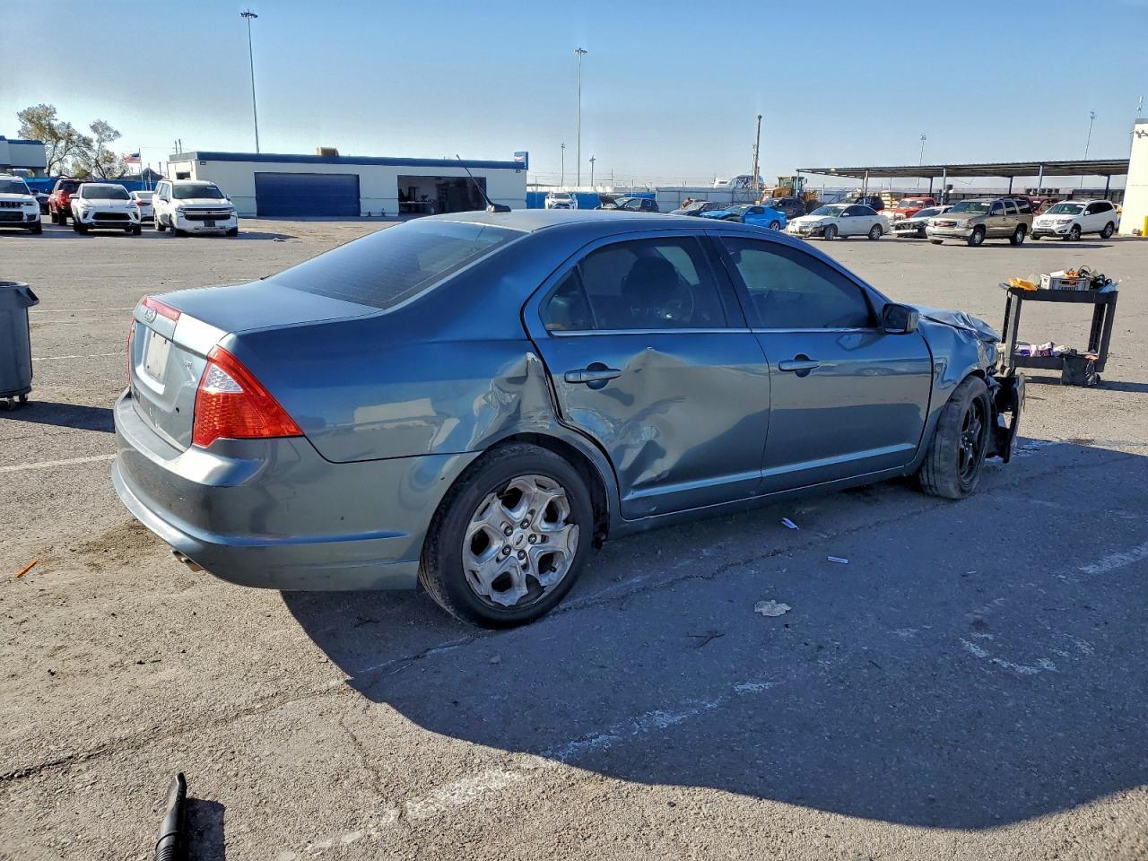 2011 FORD FUSION