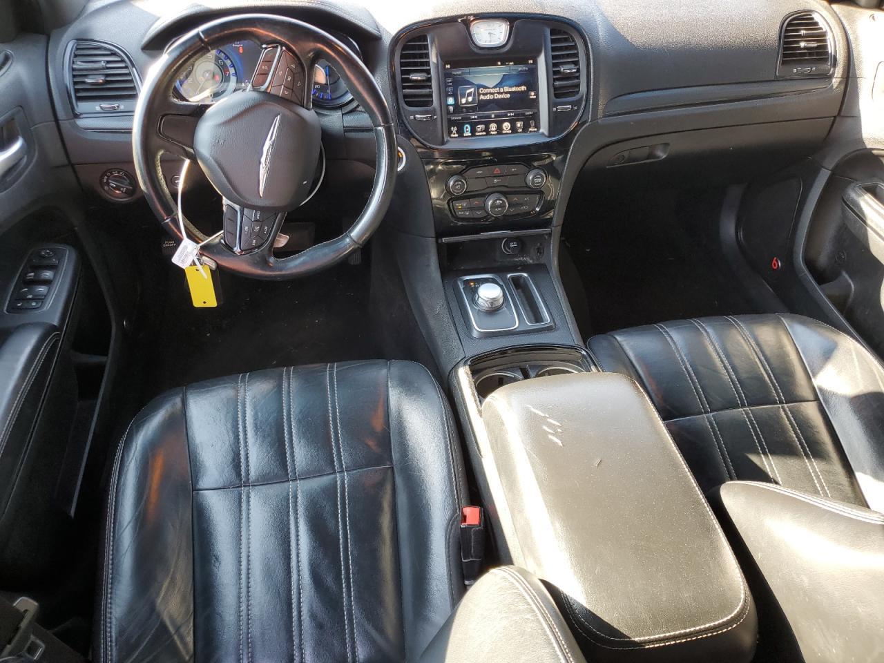 2016 CHRYSLER 300