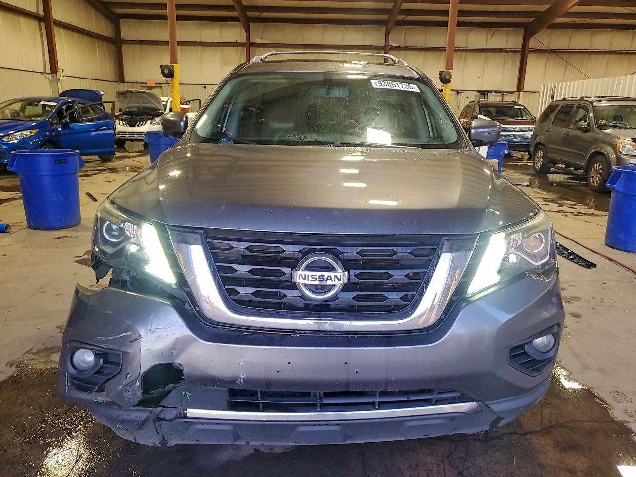 2017 NISSAN PATHFINDER