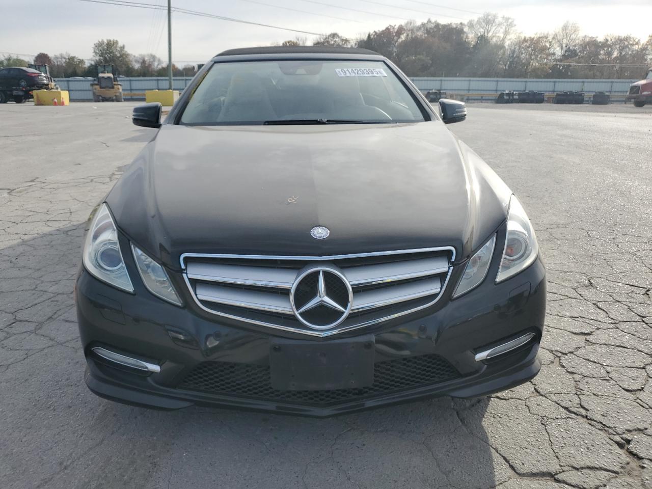 2013 MERCEDES-BENZ E-Class