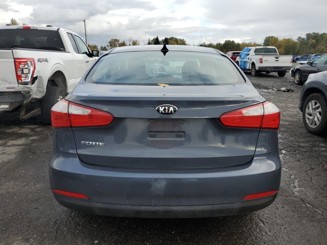 2016 KIA FORTE