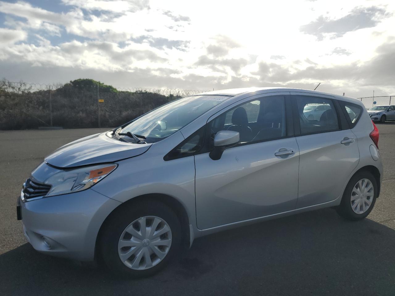 2015 NISSAN Versa Note