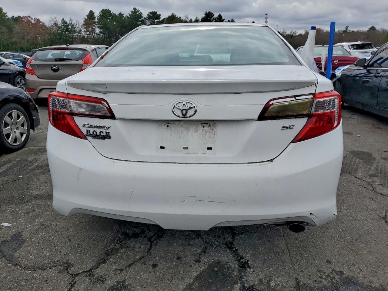 2013 TOYOTA CAMRY
