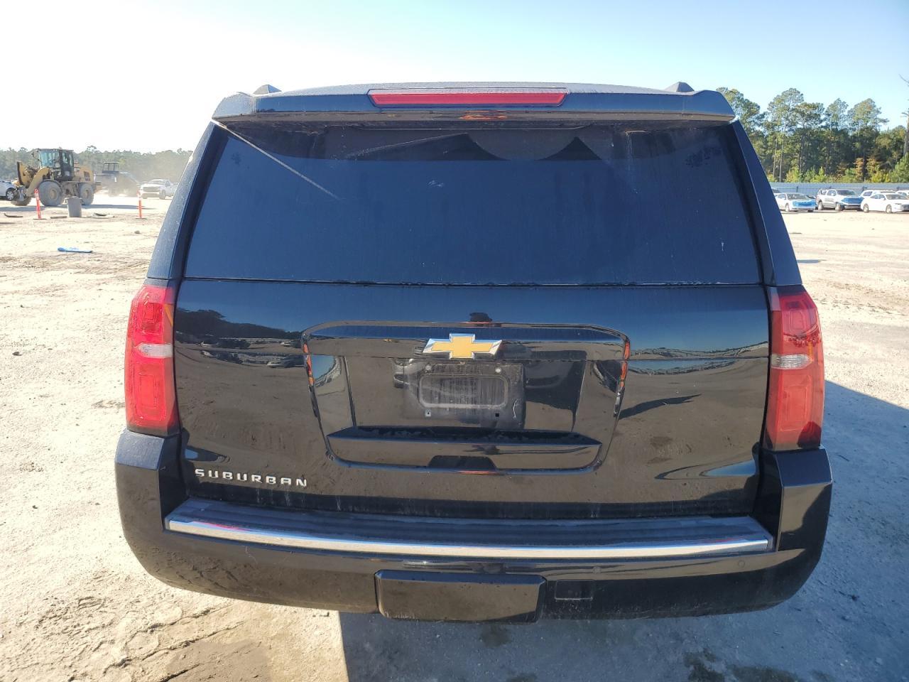2015 CHEVROLET Suburban