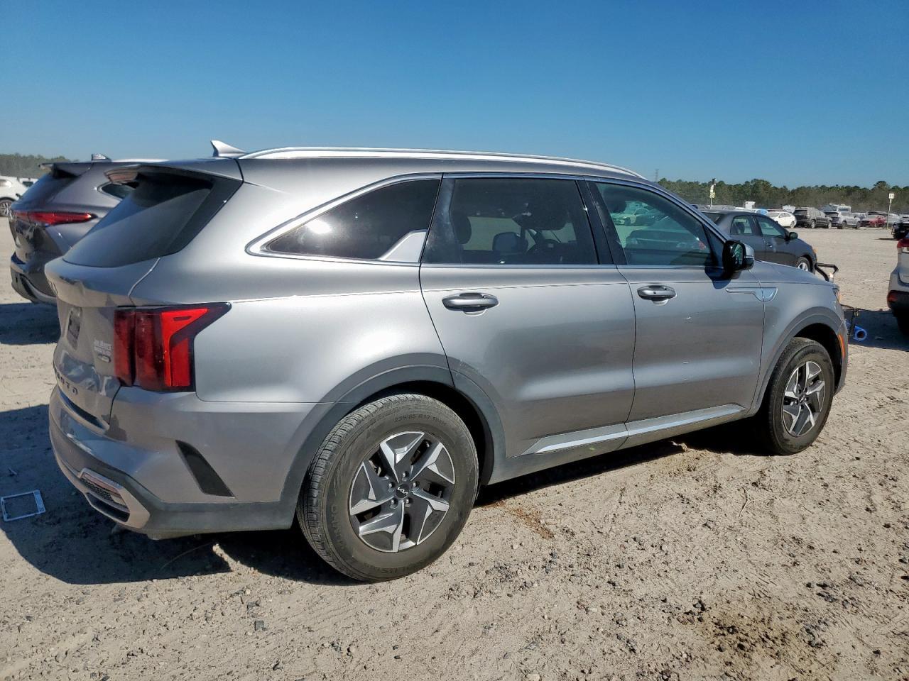 2022 KIA SORENTO