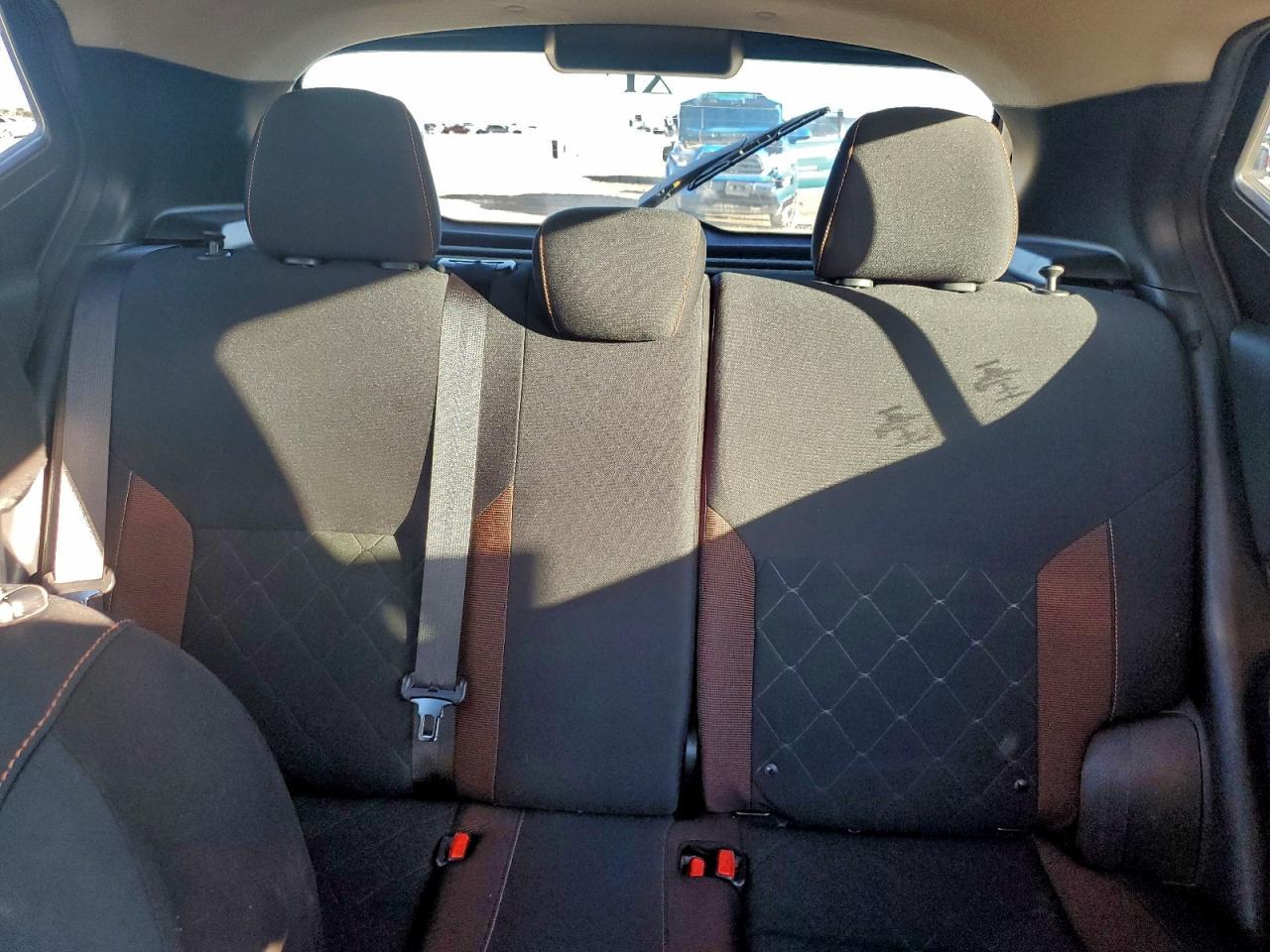 2019 NISSAN KICKS