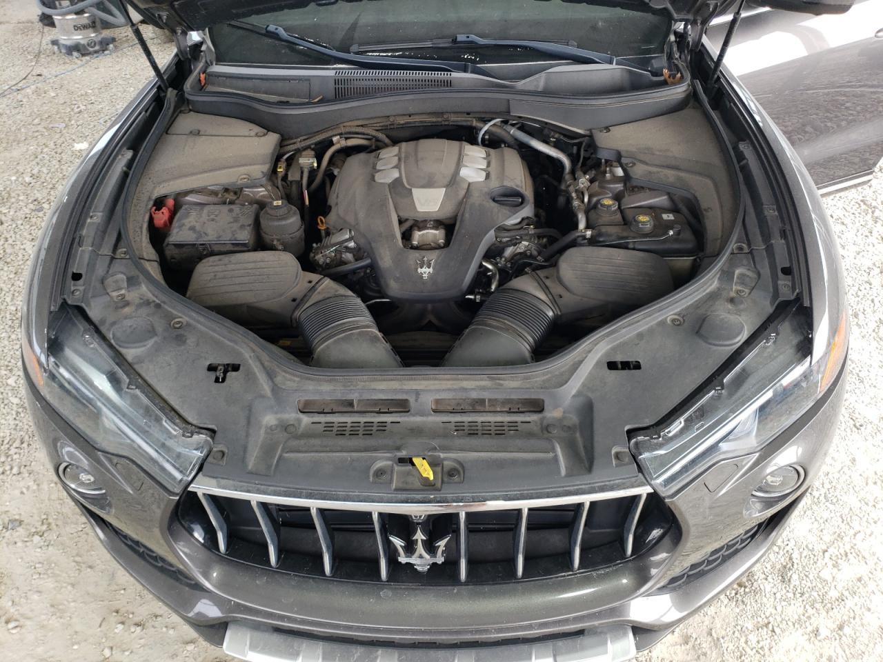 2017 MASERATI Levante
