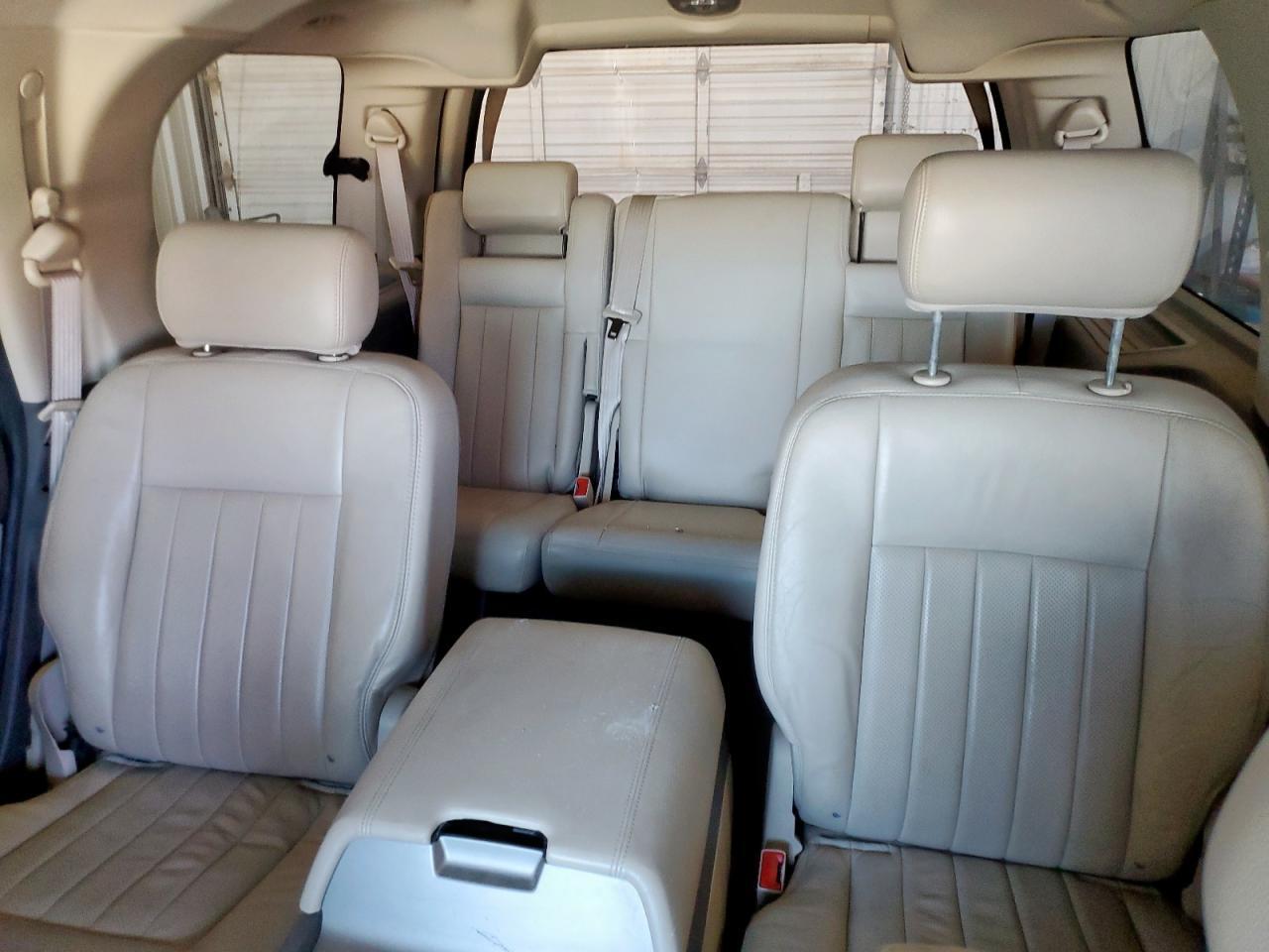 2004 LINCOLN Navigator