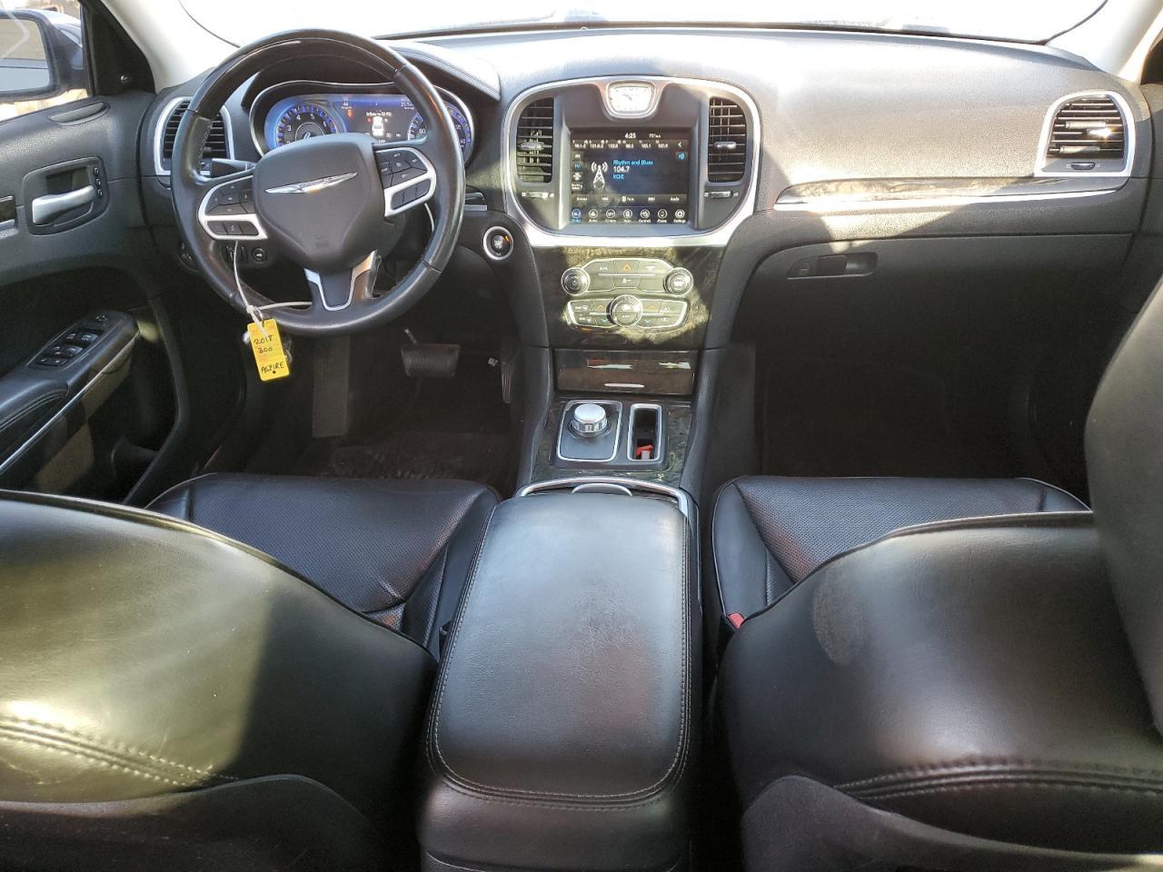 2018 CHRYSLER 300