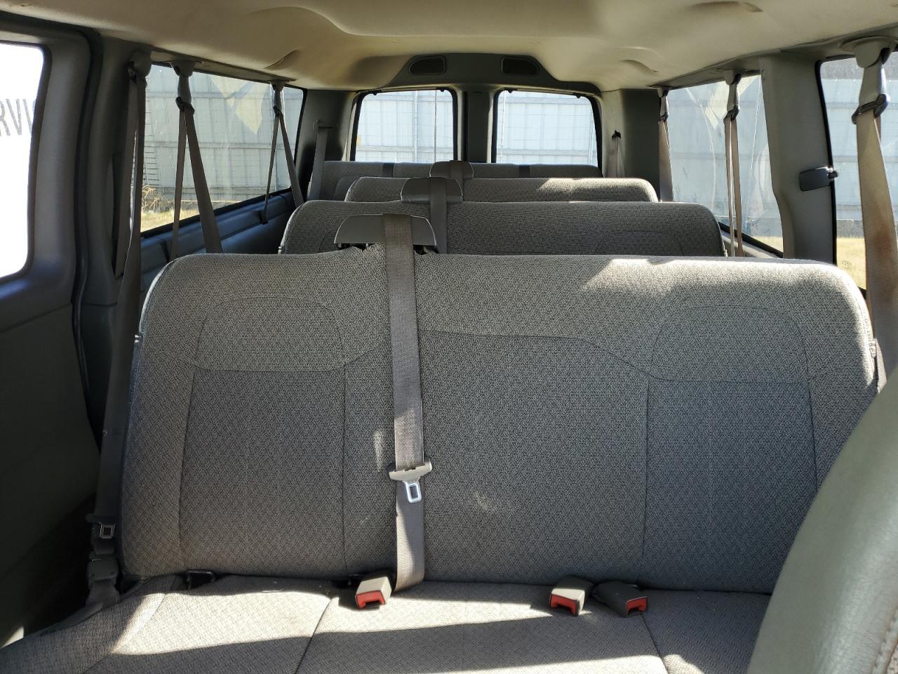 2011 CHEVROLET Express 3500