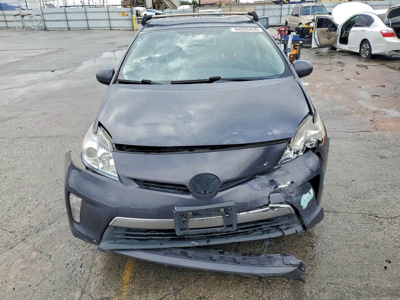 2015 TOYOTA Prius Plug-In