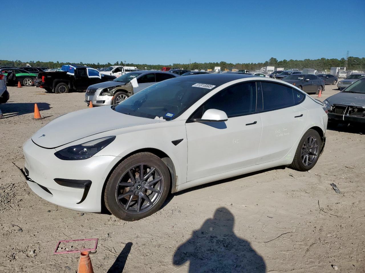 2021 TESLA MODEL 3