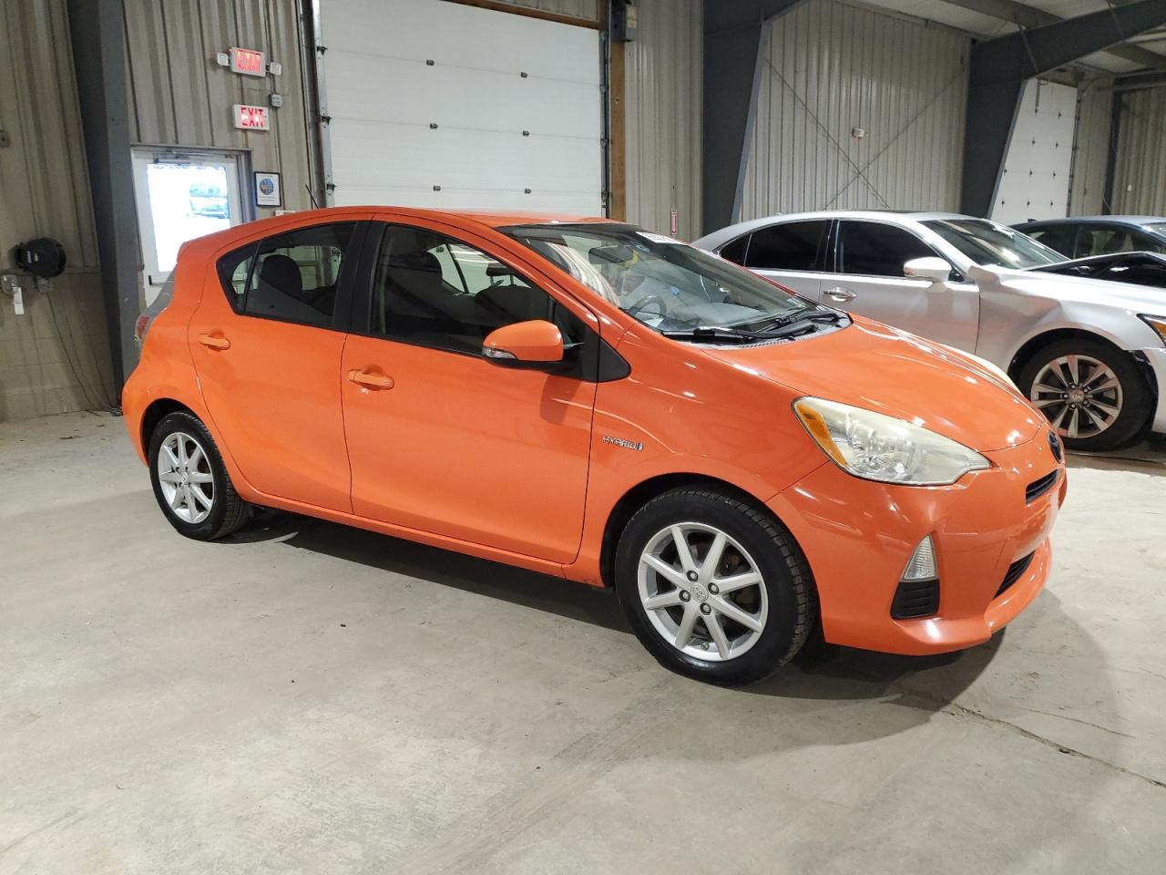 2012 TOYOTA Prius c