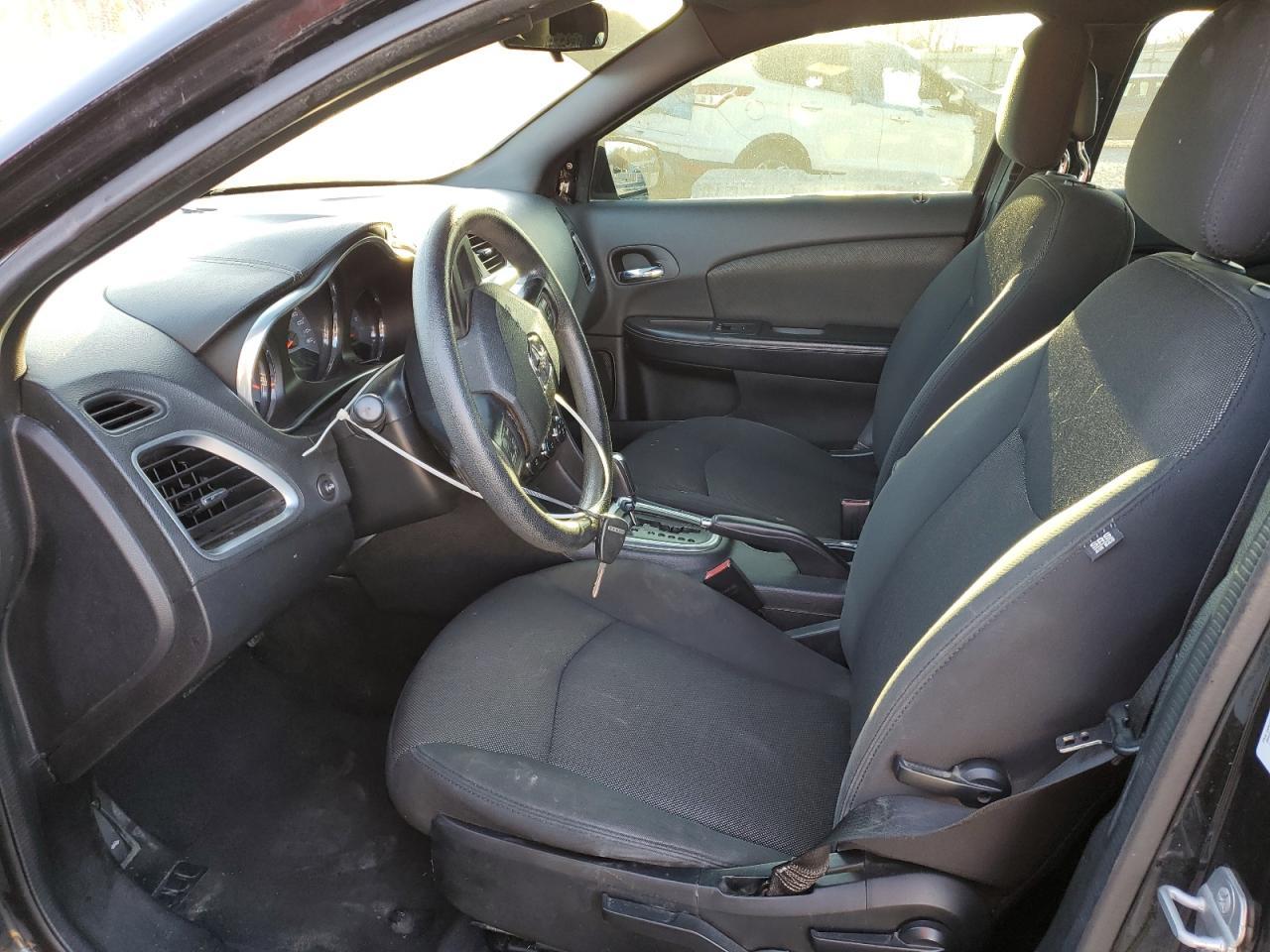 2014 DODGE Avenger