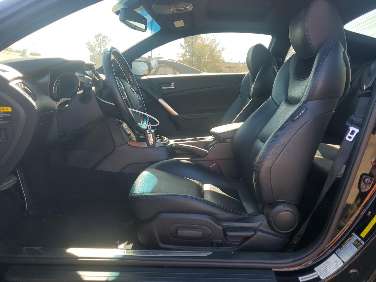 2013 HYUNDAI GENESIS