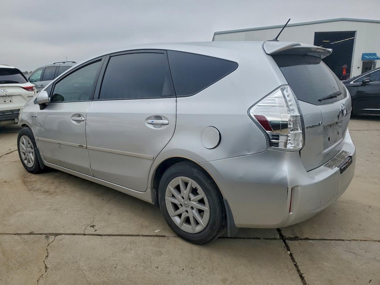 2012 TOYOTA PRIUS V