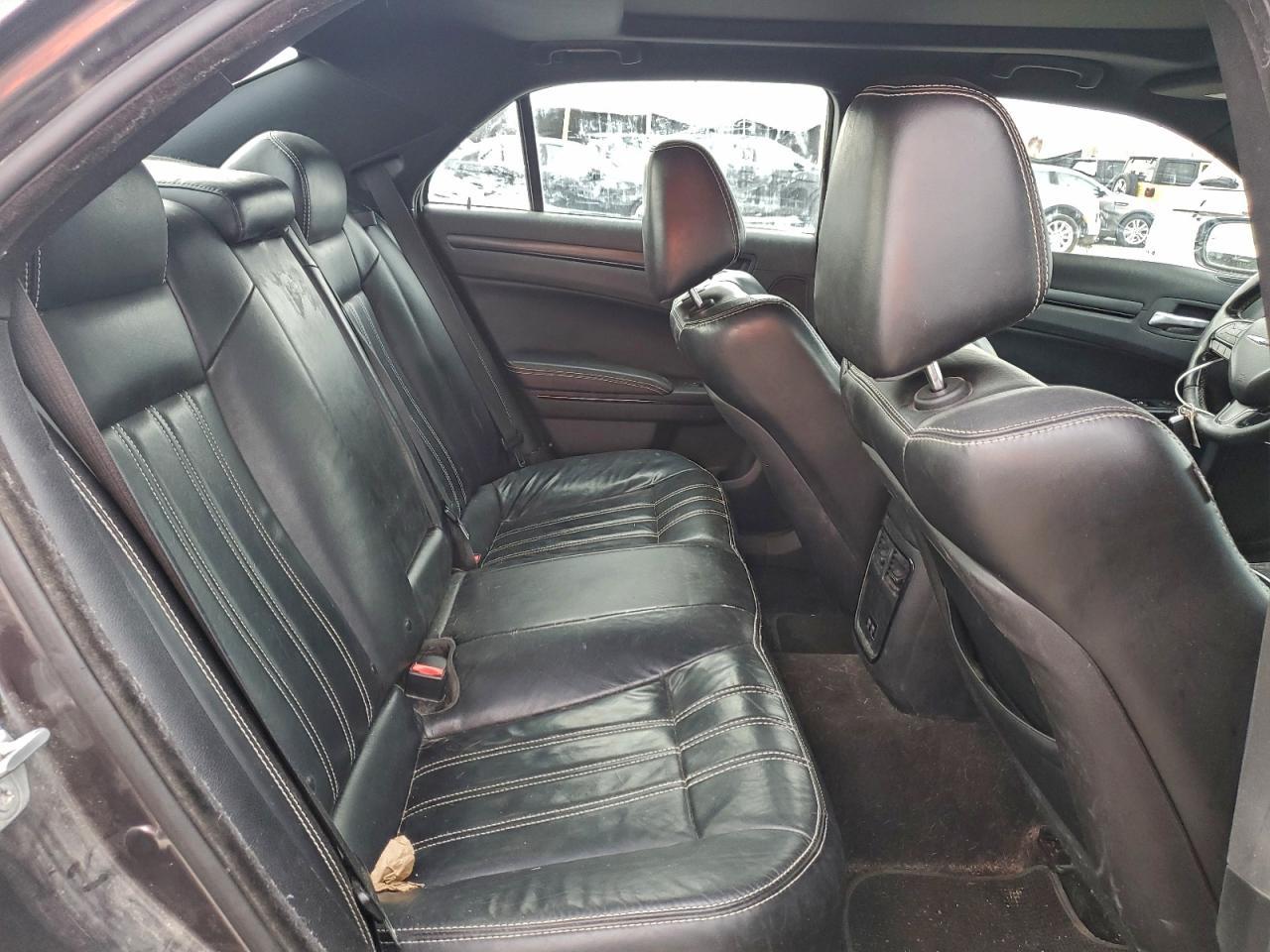 2016 CHRYSLER 300
