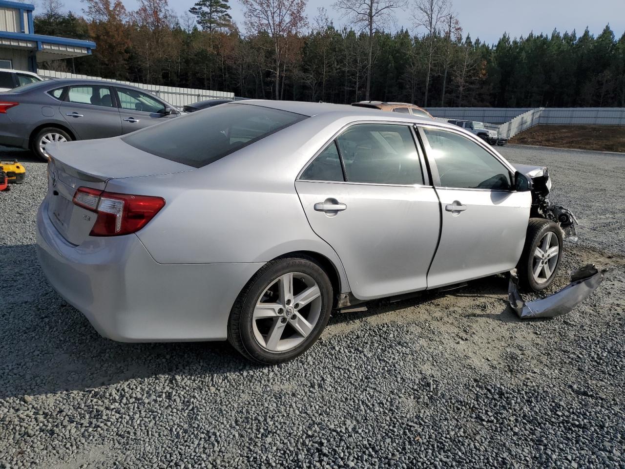 2012 TOYOTA CAMRY