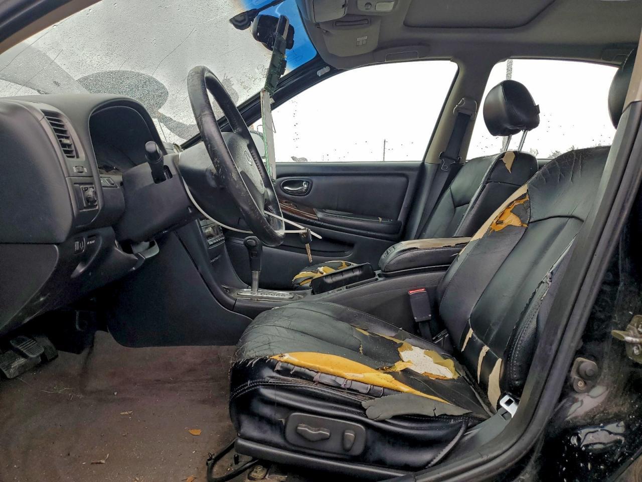 2001 INFINITI I30