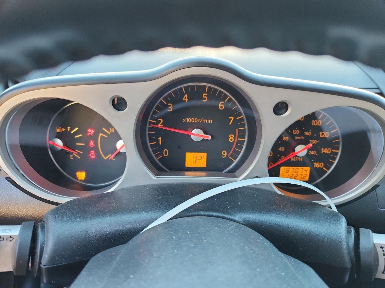 2008 NISSAN Z