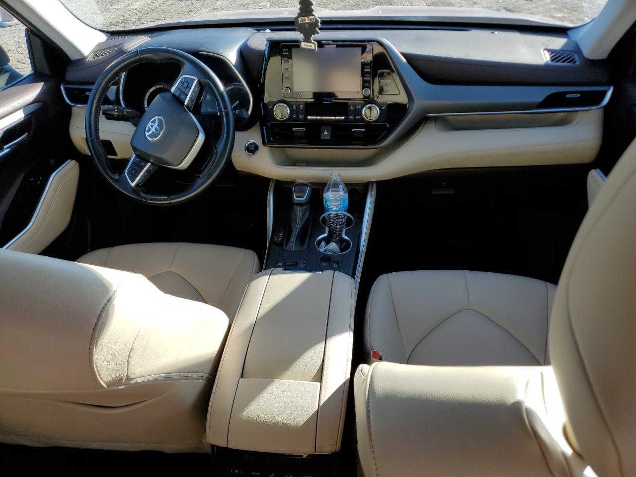 2022 TOYOTA HIGHLANDER