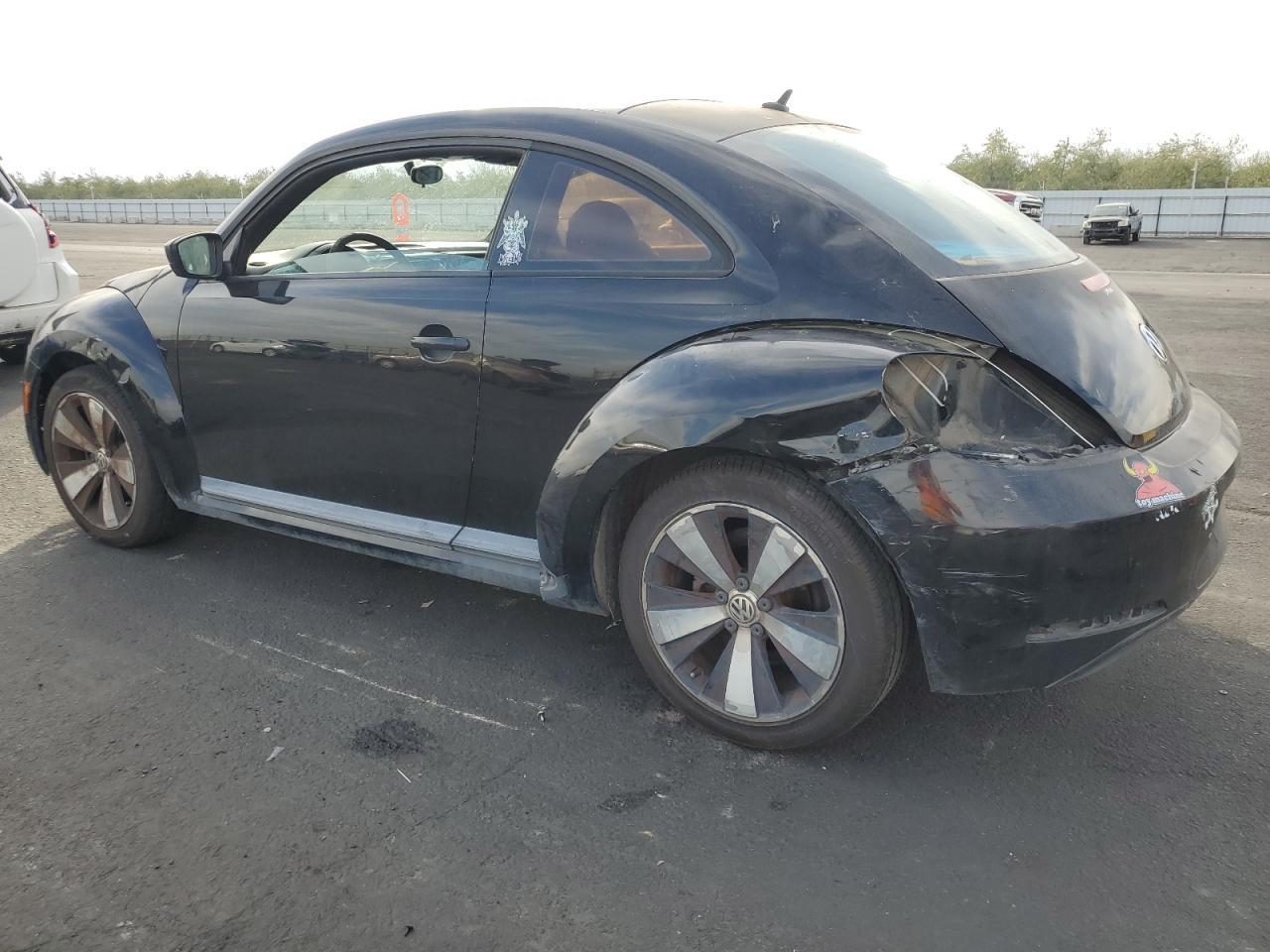 2014 VOLKSWAGEN Beetle