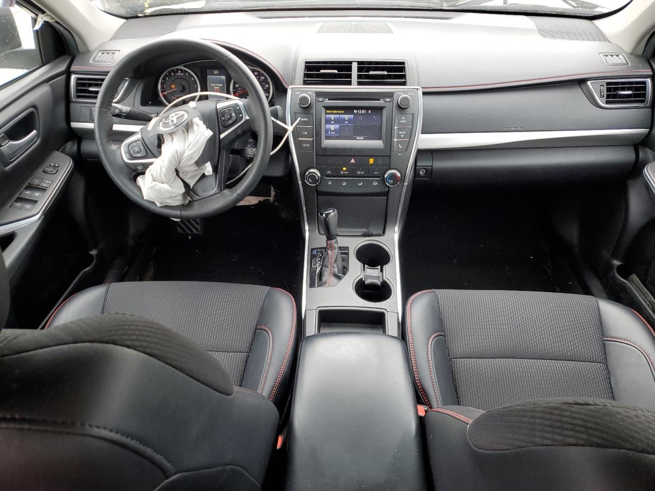 2017 TOYOTA CAMRY