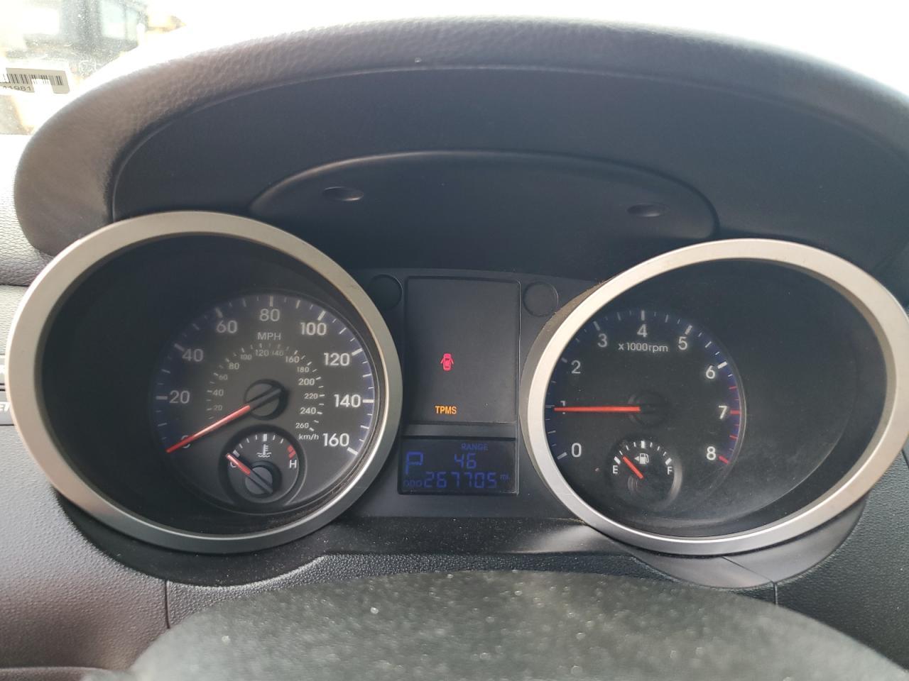 2010 HYUNDAI GENESIS
