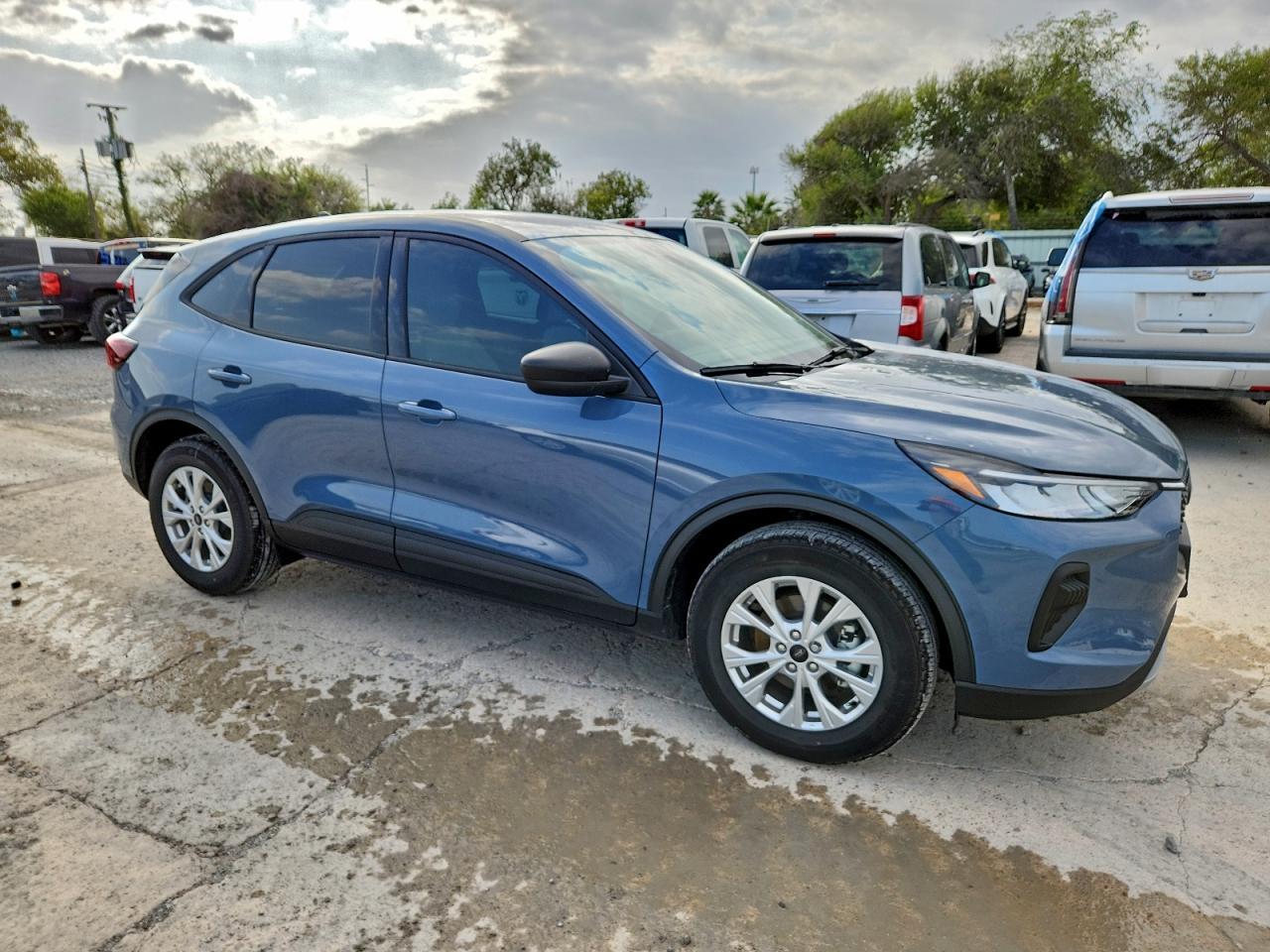 2025 FORD ESCAPE