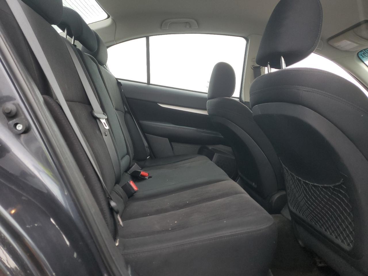 2013 SUBARU Legacy