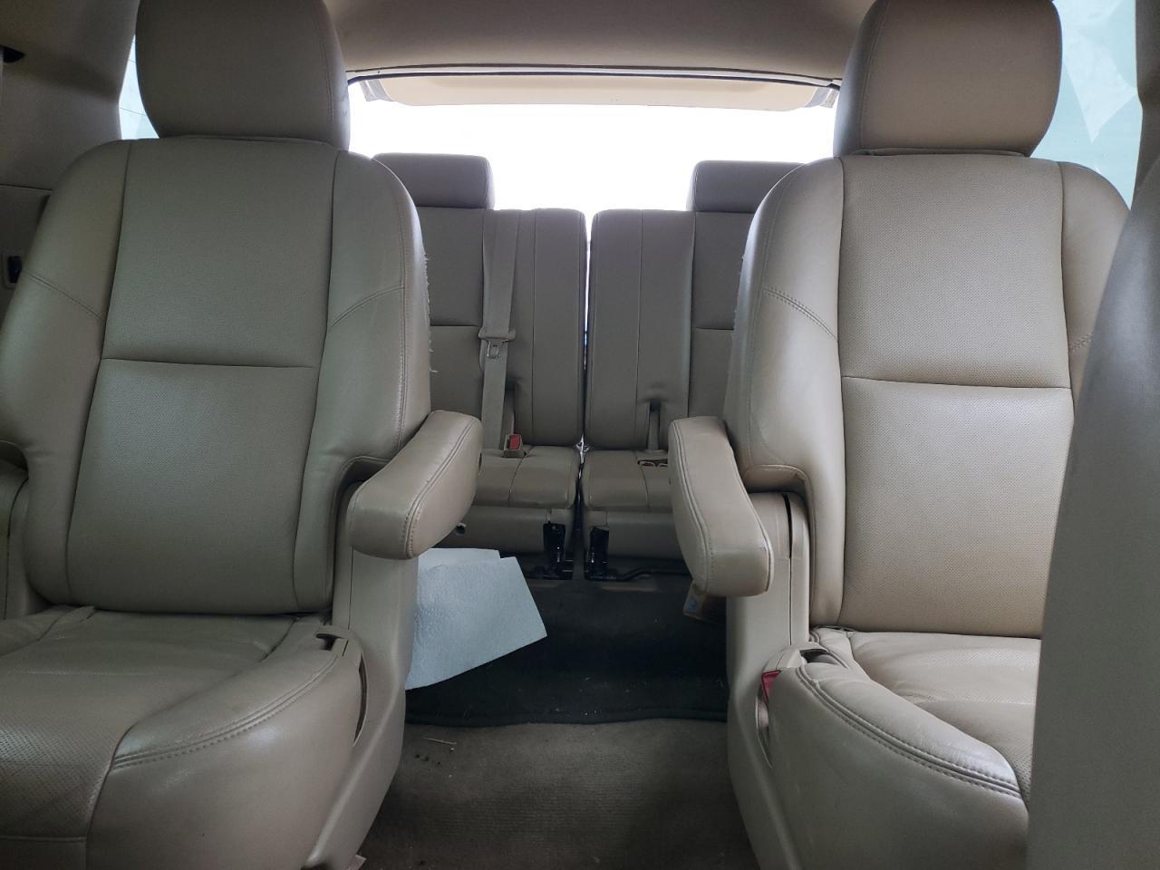 2012 CADILLAC ESCALADE