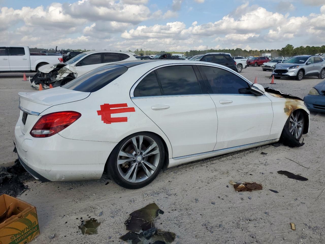 2016 MERCEDES-BENZ C-CLASS