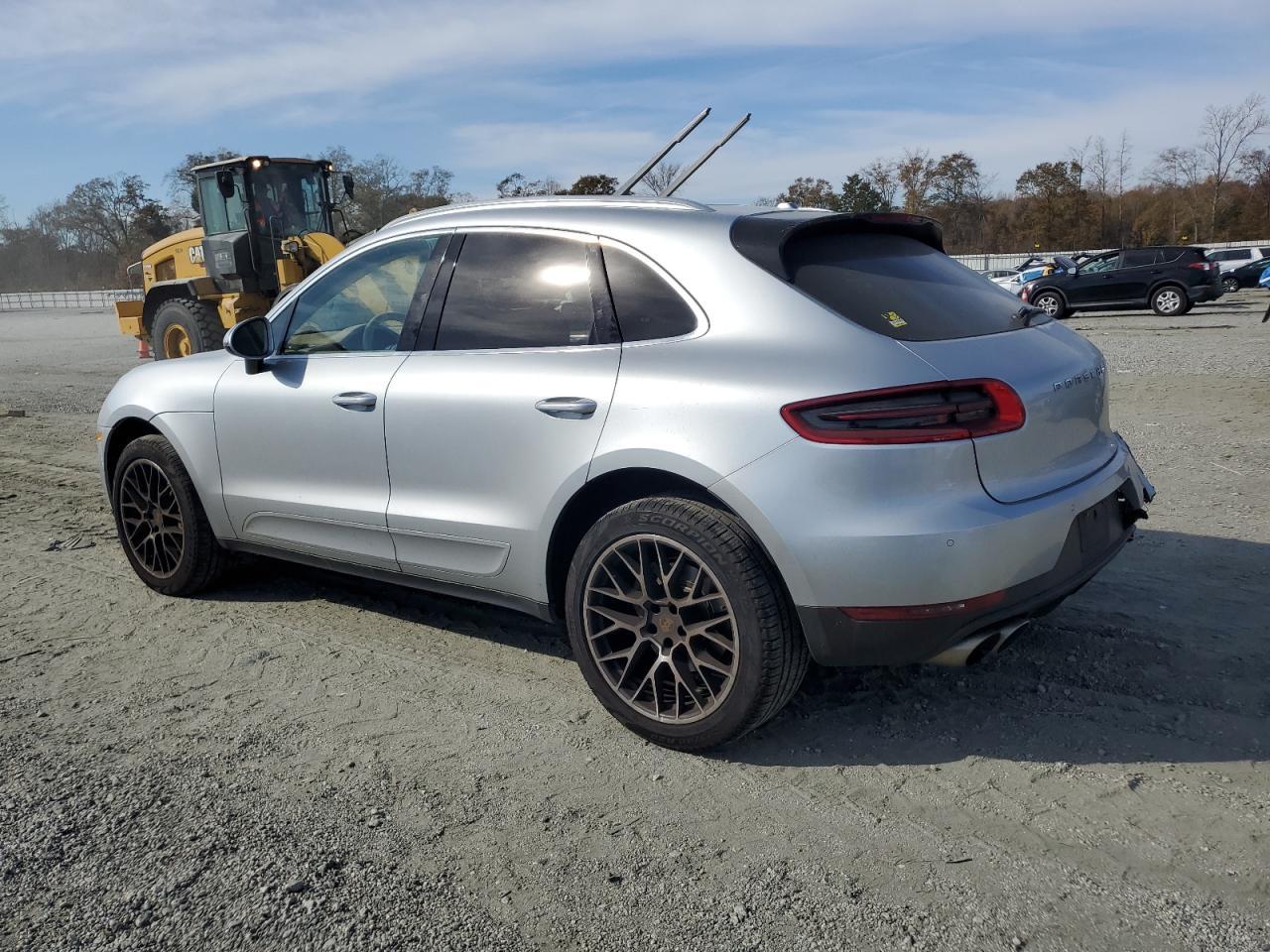2015 PORSCHE Macan