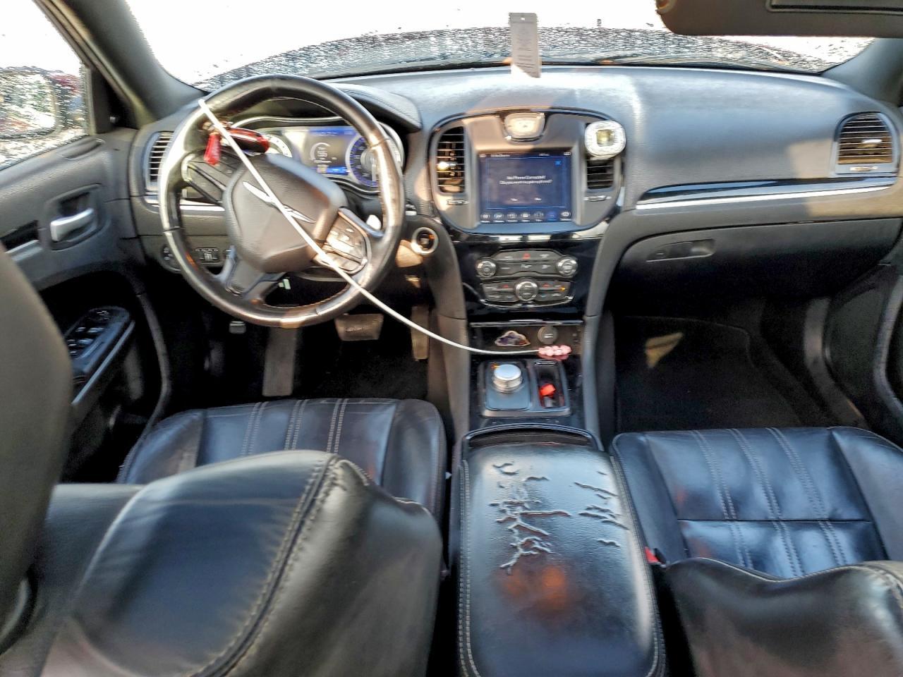 2021 CHRYSLER 300