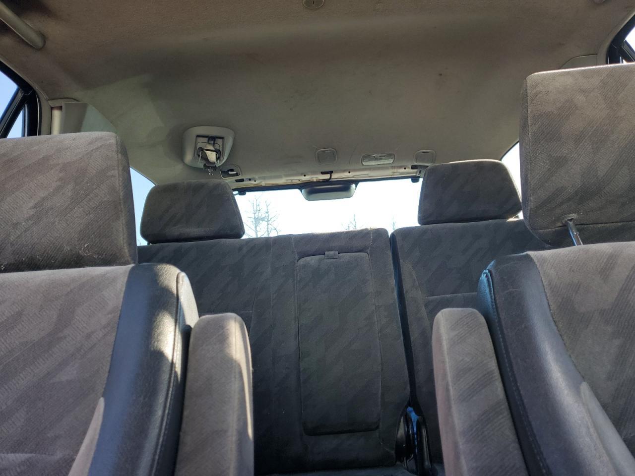 2004 HONDA CR-V