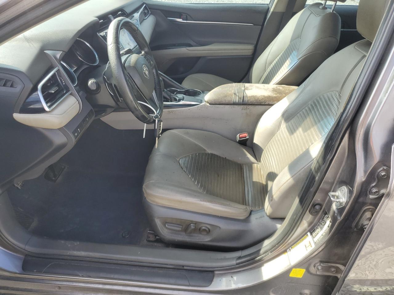 2018 TOYOTA CAMRY