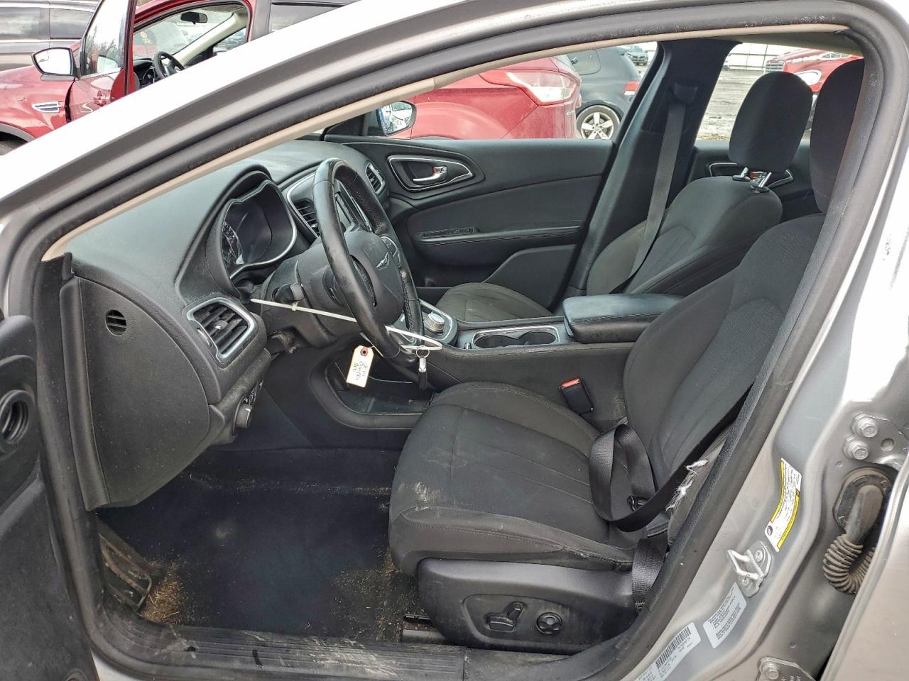 2015 CHRYSLER 200