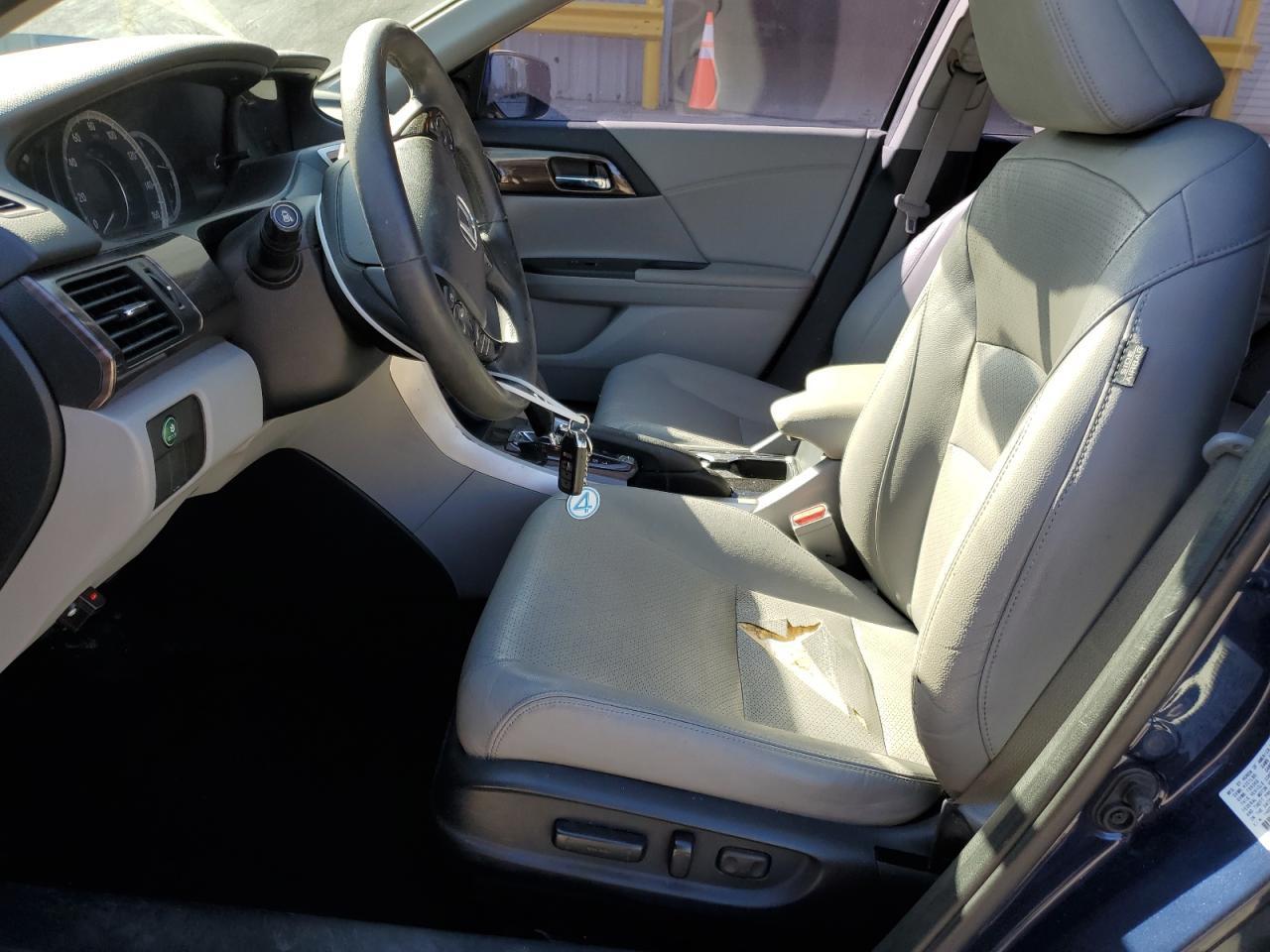 2017 HONDA ACCORD