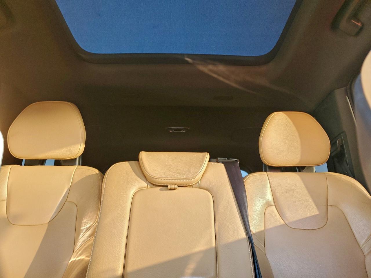 2017 VOLVO XC90