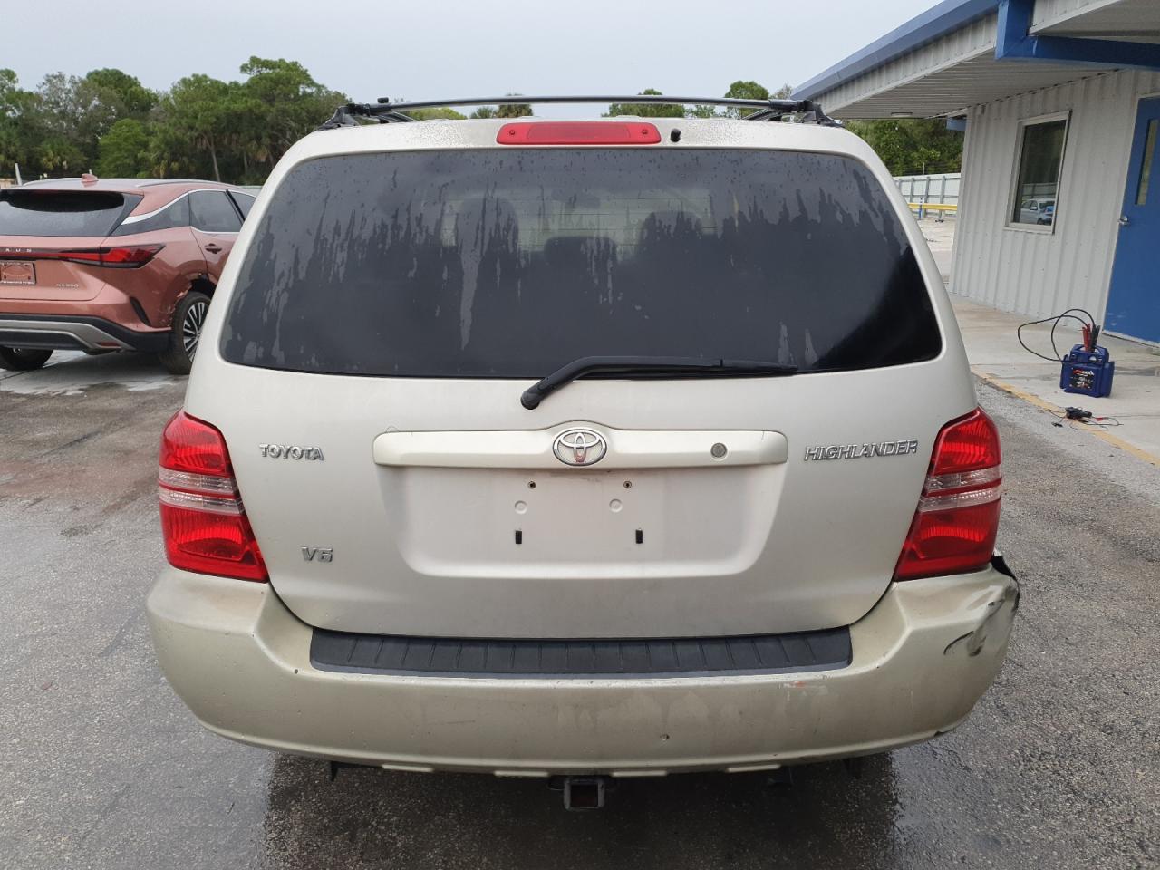 2002 TOYOTA HIGHLANDER