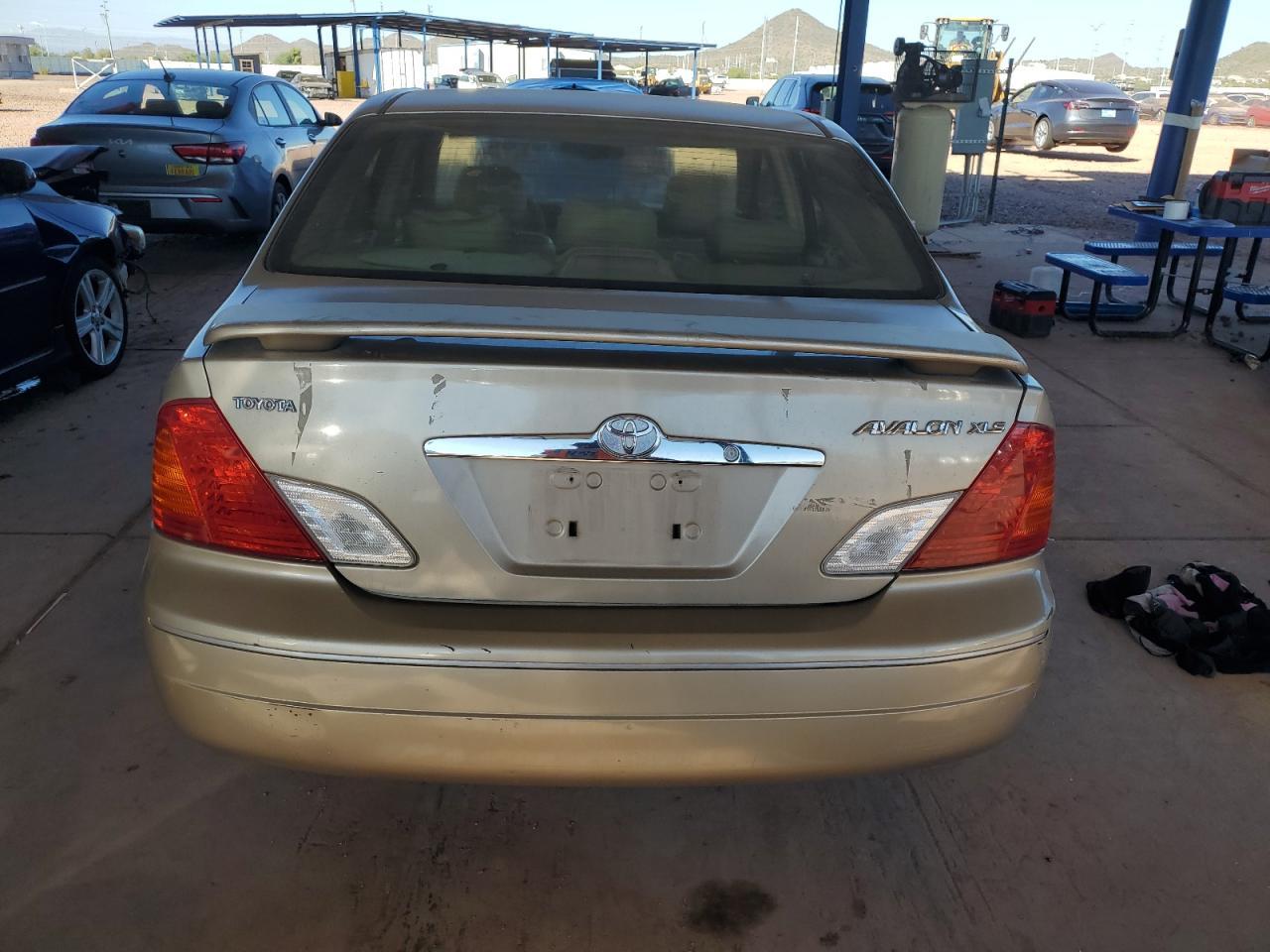 2000 TOYOTA Avalon