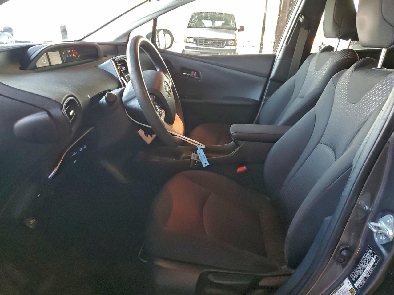 2018 TOYOTA PRIUS