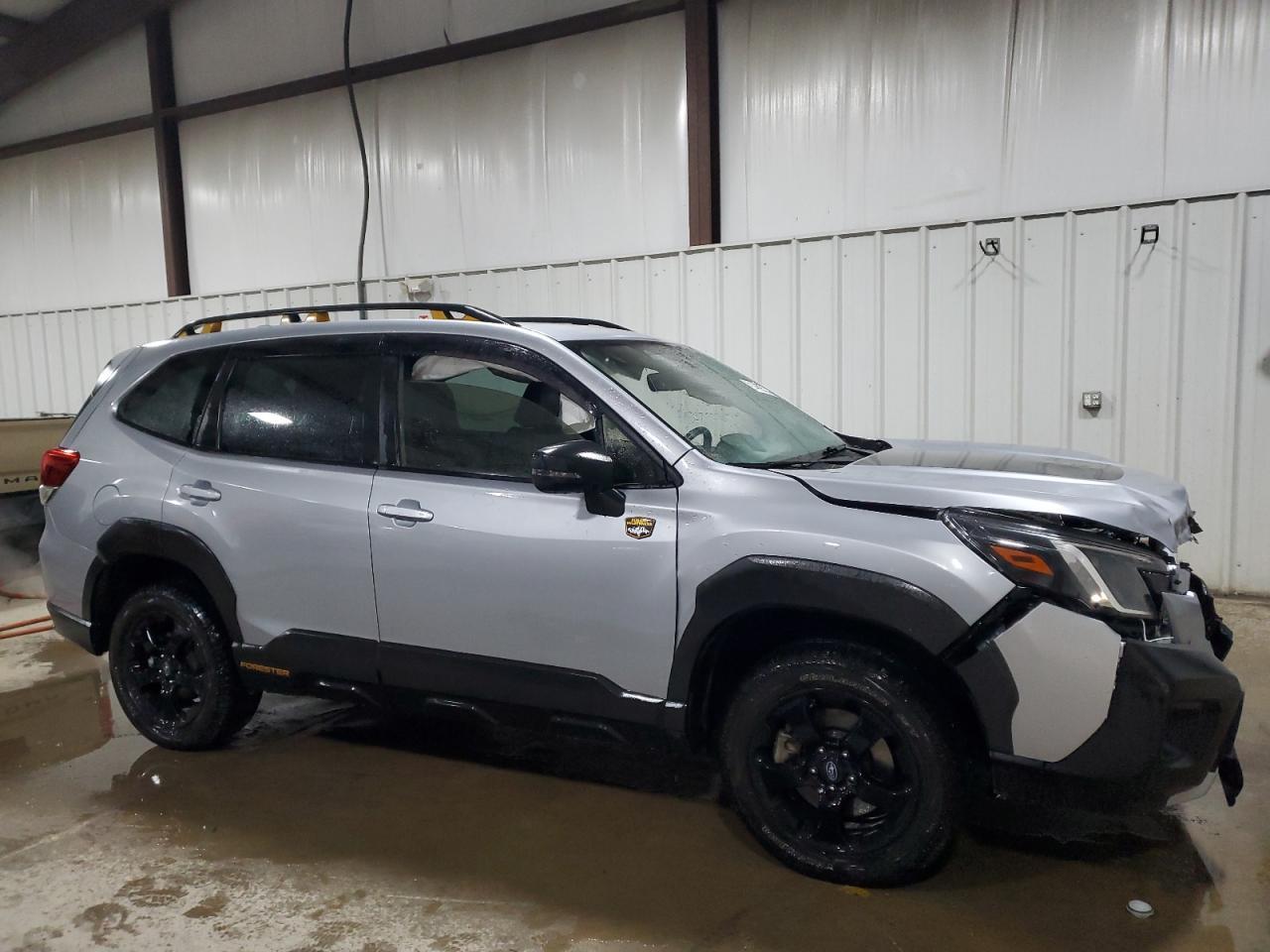 2023 SUBARU FORESTER