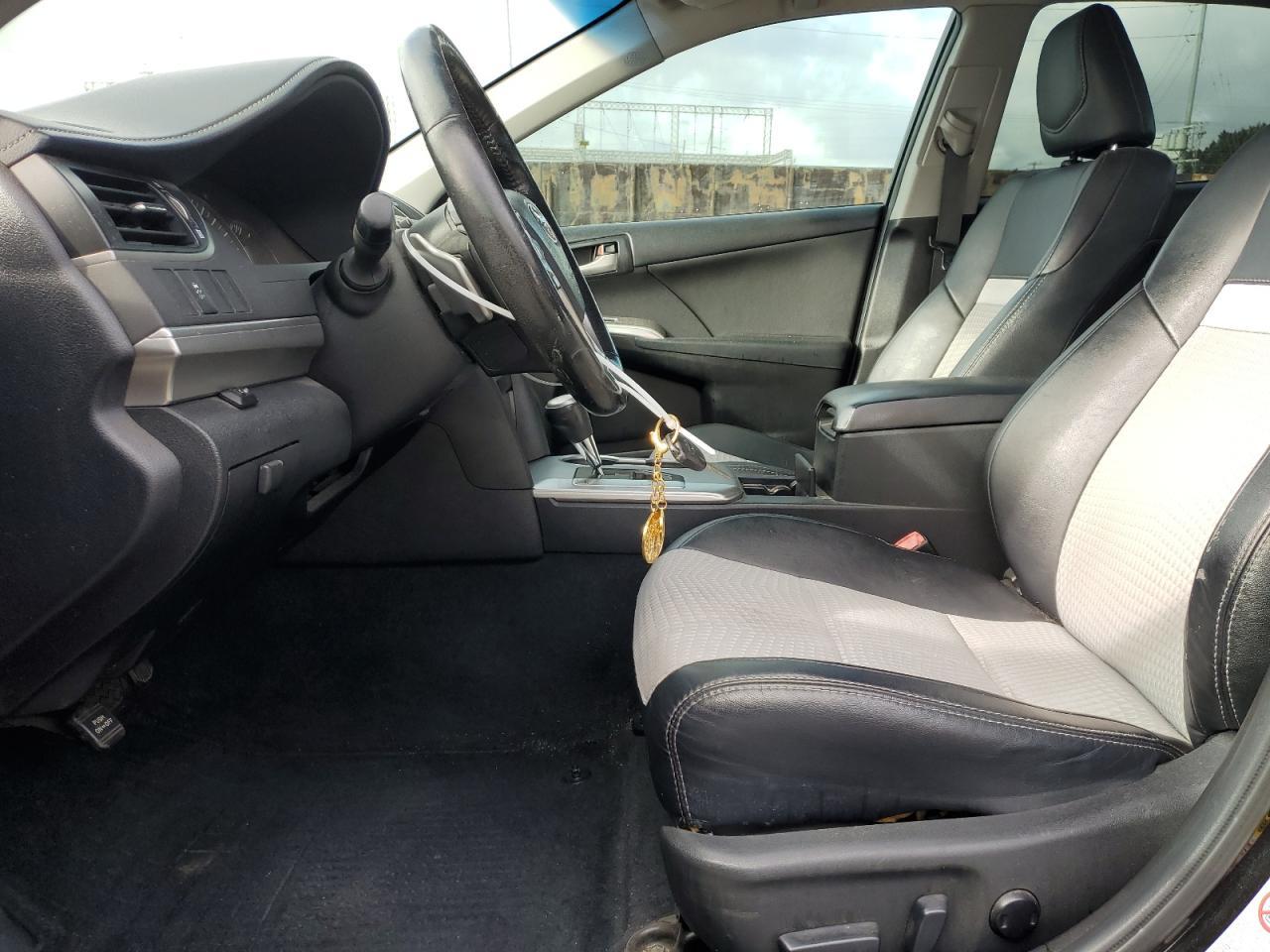 2013 TOYOTA CAMRY
