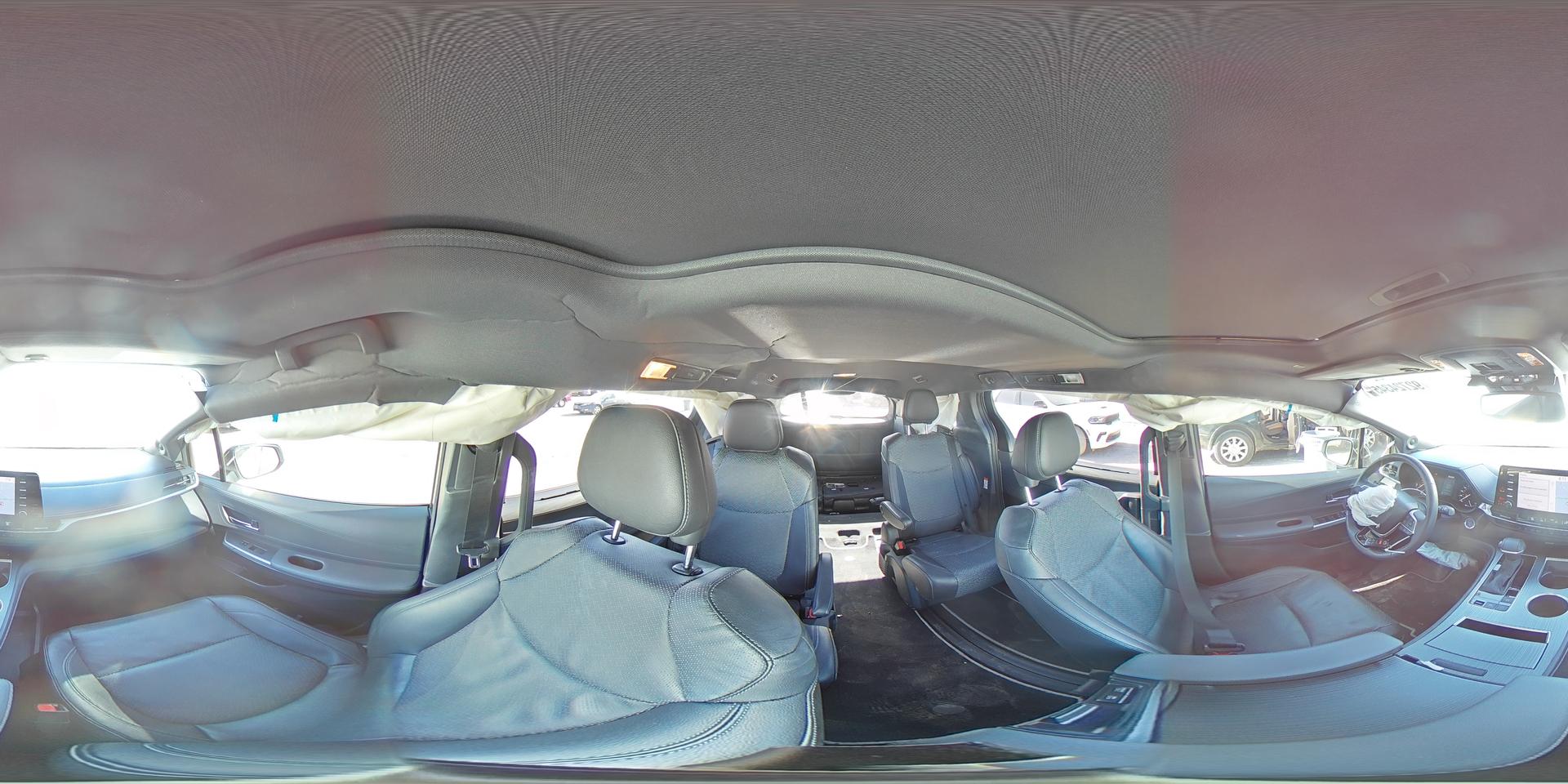 2023 TOYOTA SIENNA