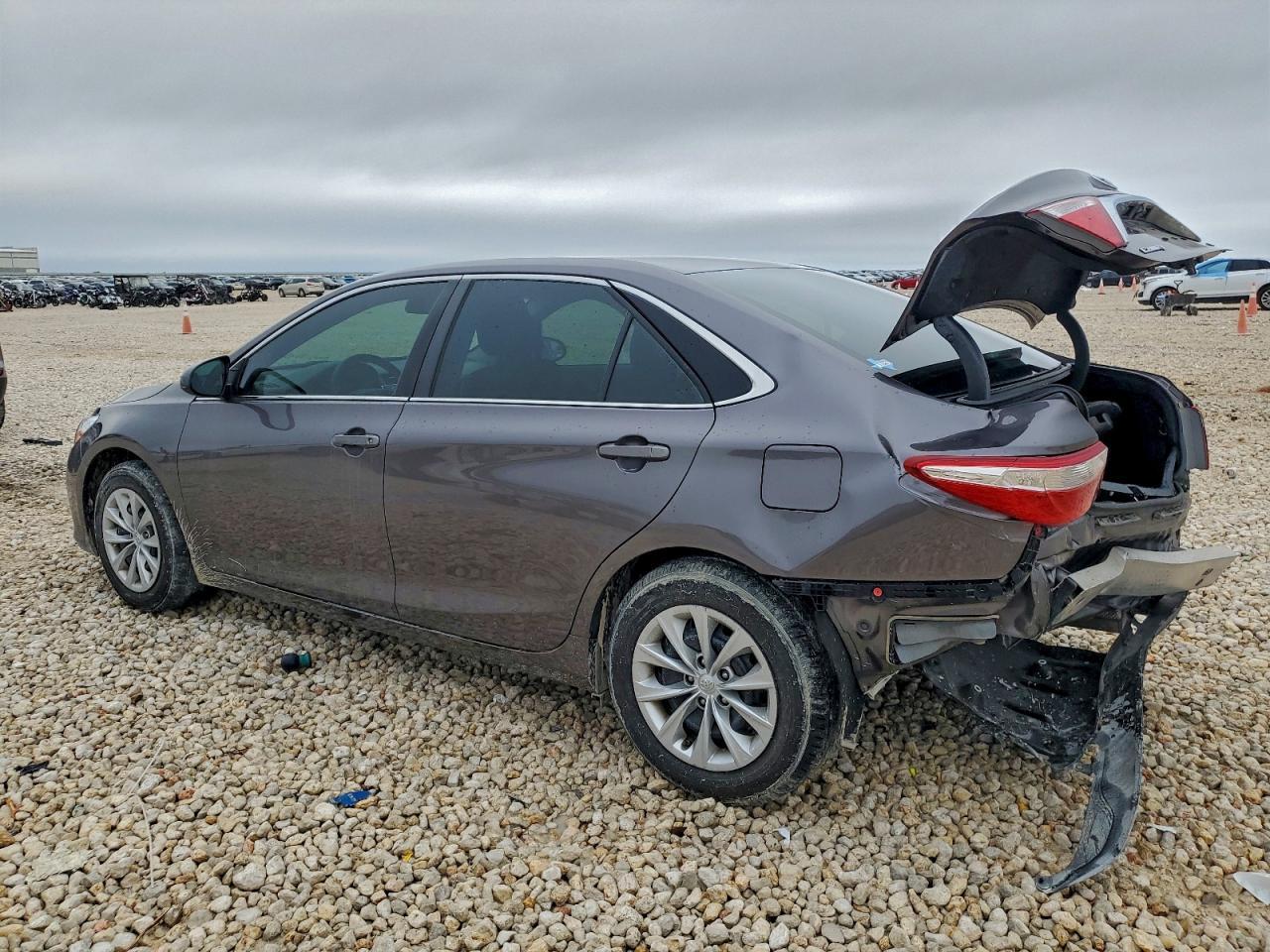 2015 TOYOTA CAMRY