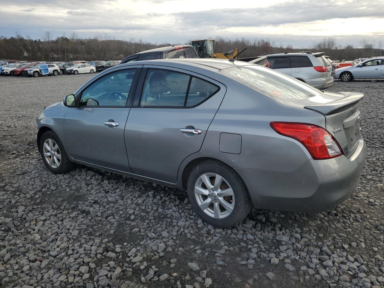 2014 NISSAN VERSA