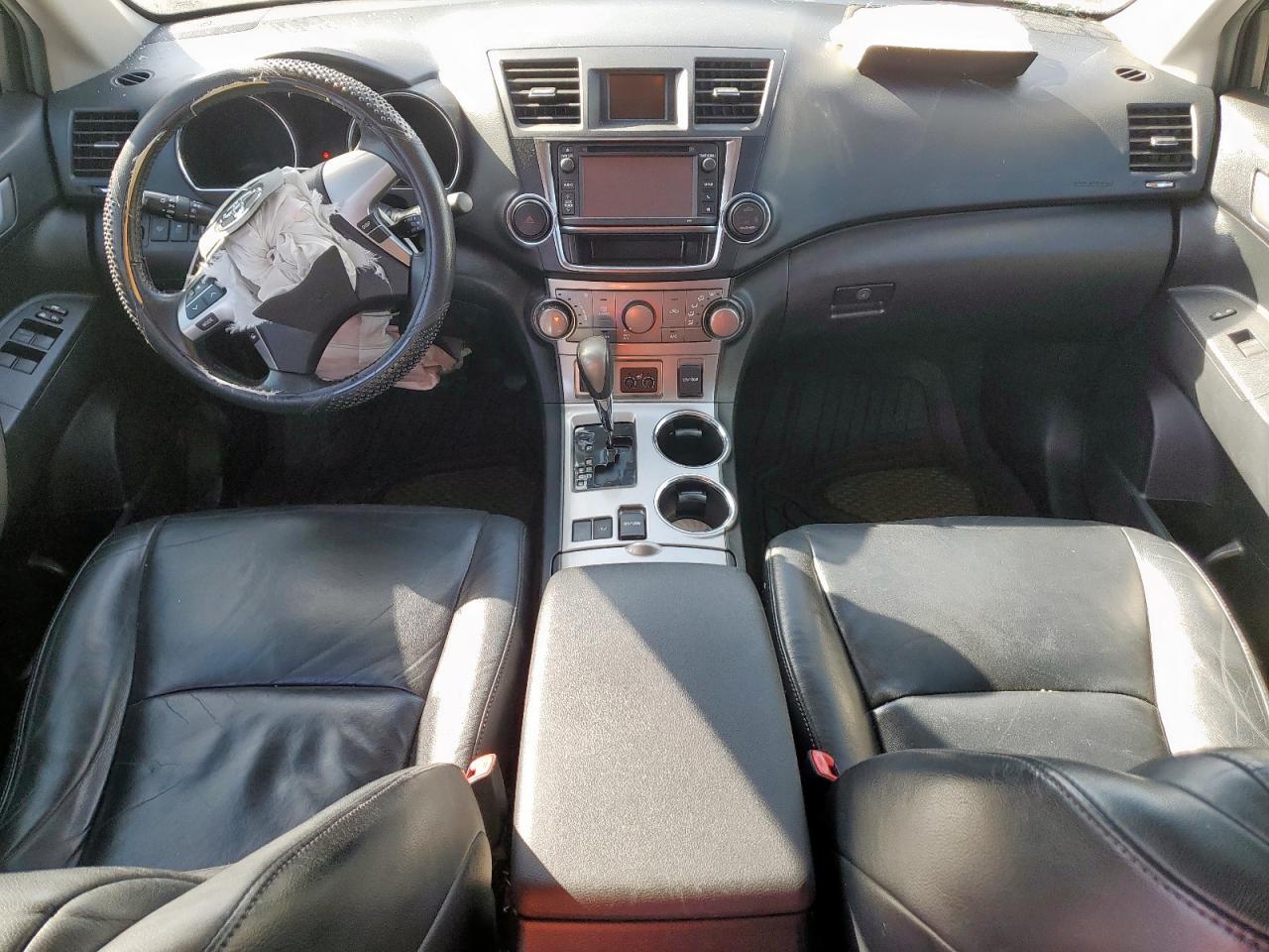 2013 TOYOTA HIGHLANDER
