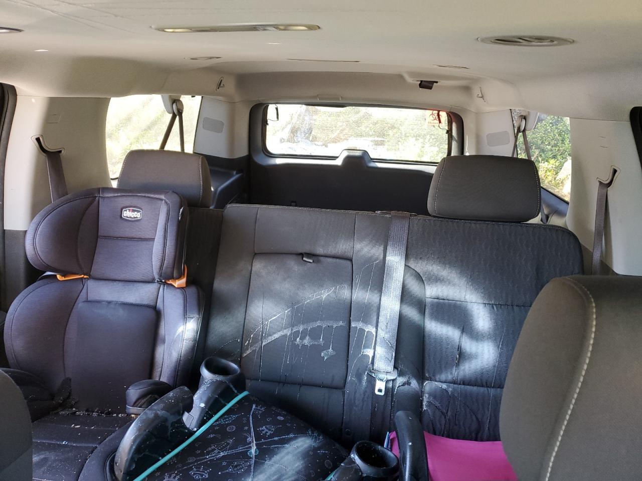2016 CHEVROLET Suburban